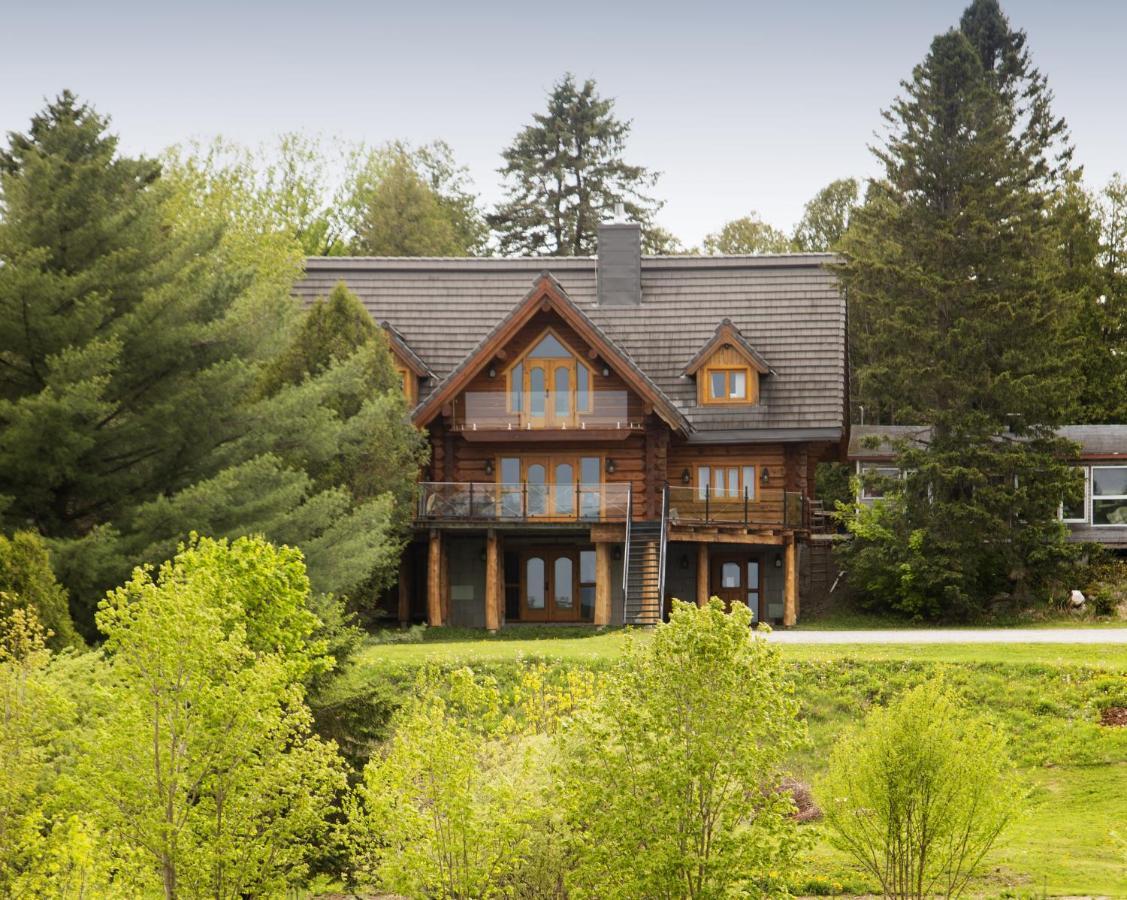 Hebergement "La Maison En Bois Rond" Sainte-Marie Exterior photo